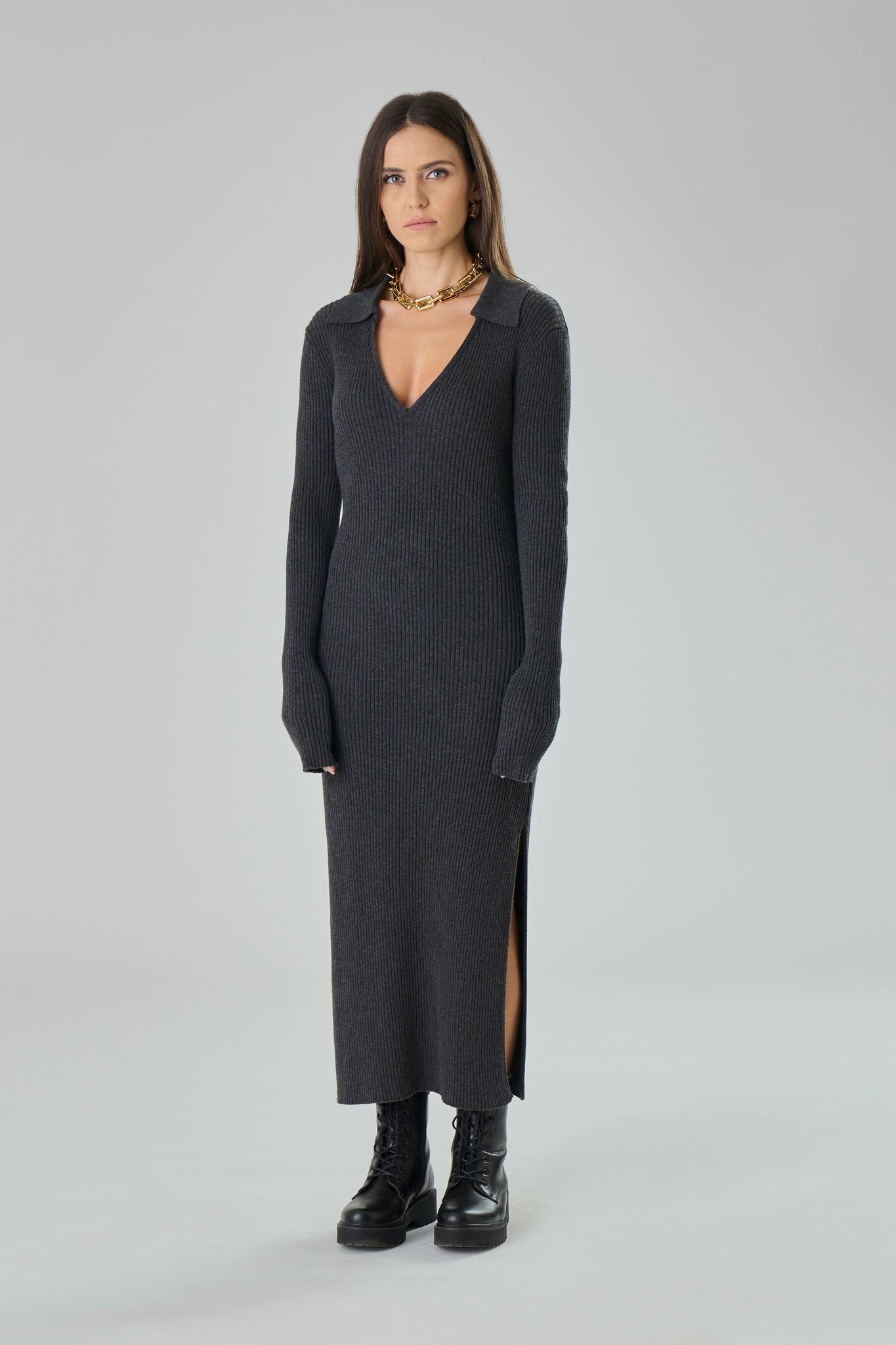 Anita Neulemekko Tummanharmaa