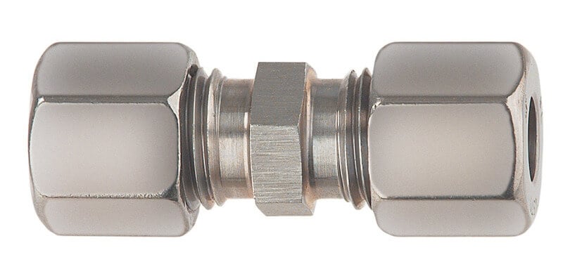 Jatkoliitin 10x10mm teräs, väliliitin, GOK