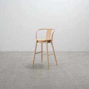 Massproductions Icha baarituoli tammi 75 cm