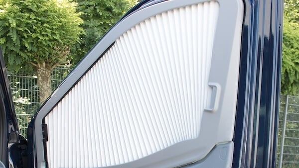 Sivuikkunan pimennysverho Ford Transit (2019➟), oikea , Remis