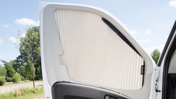 Sivuikkunan pimennysverho Fiat Ducato (2021➟) vasen, Remis