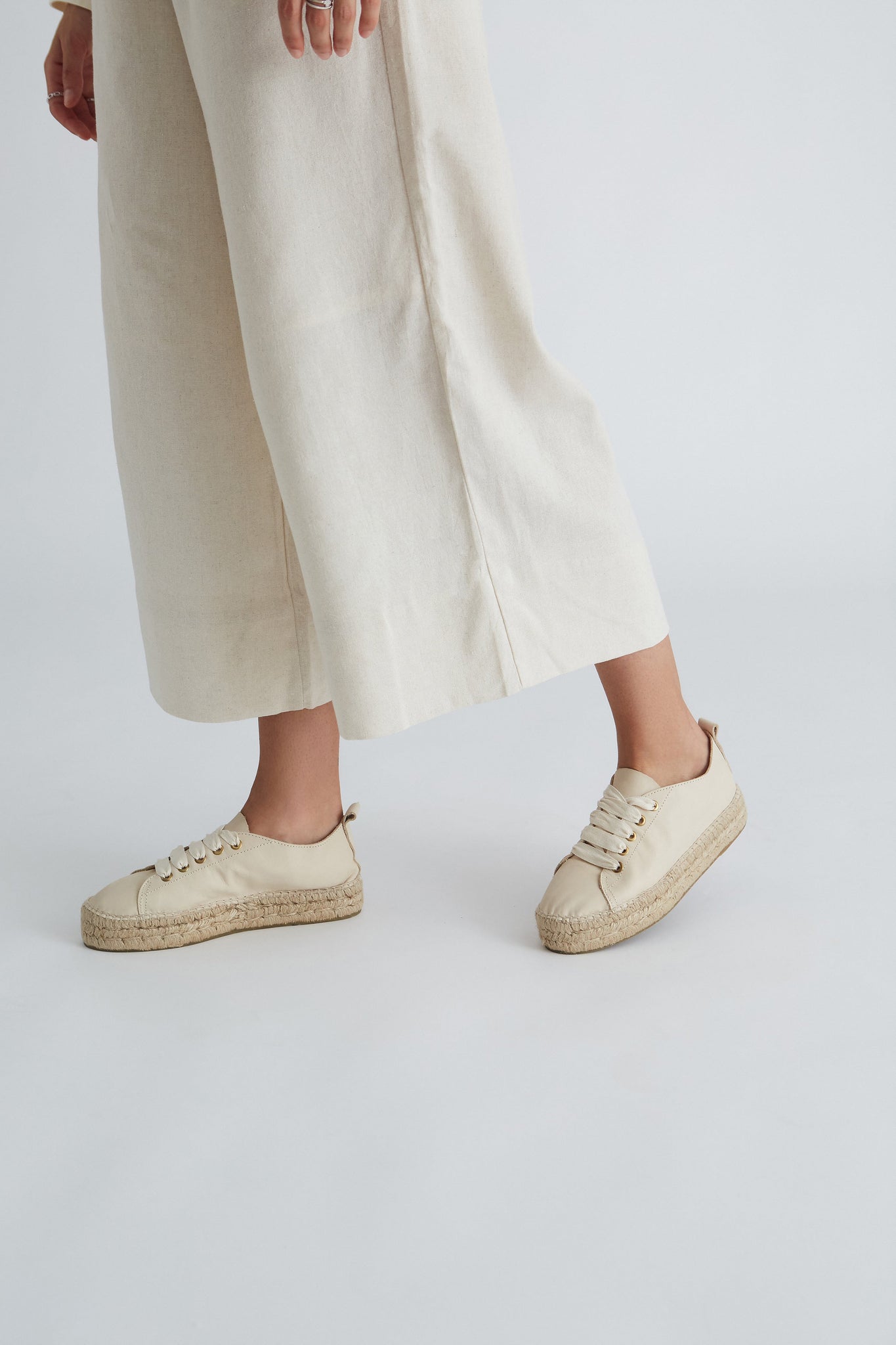 Espadrilles Sneakerit Luonnonvalkoinen