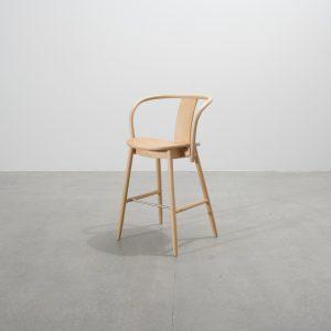 Massproductions Icha baarituoli tammi 65 cm