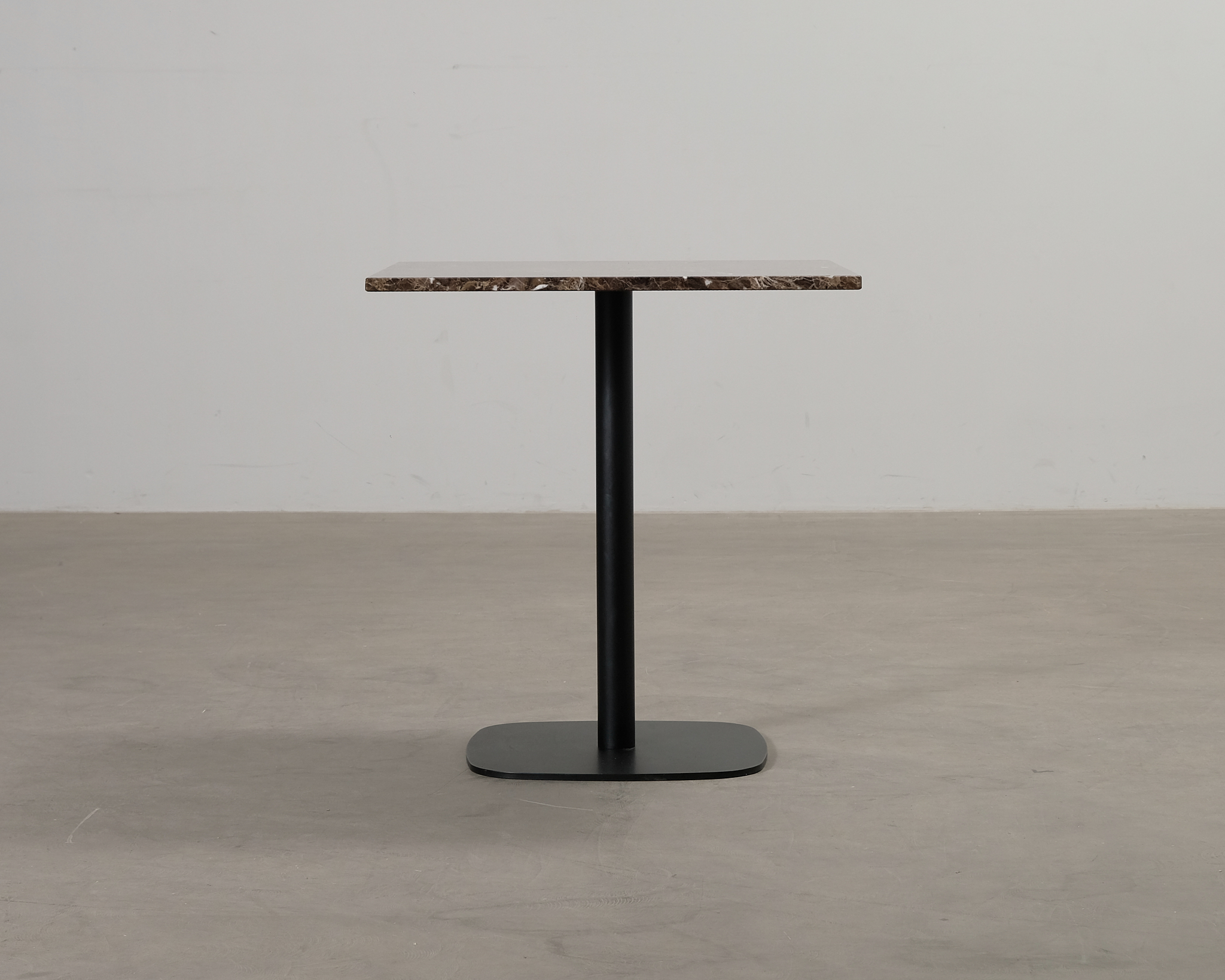 Normann Copenhagen Form Café pöytä marmori