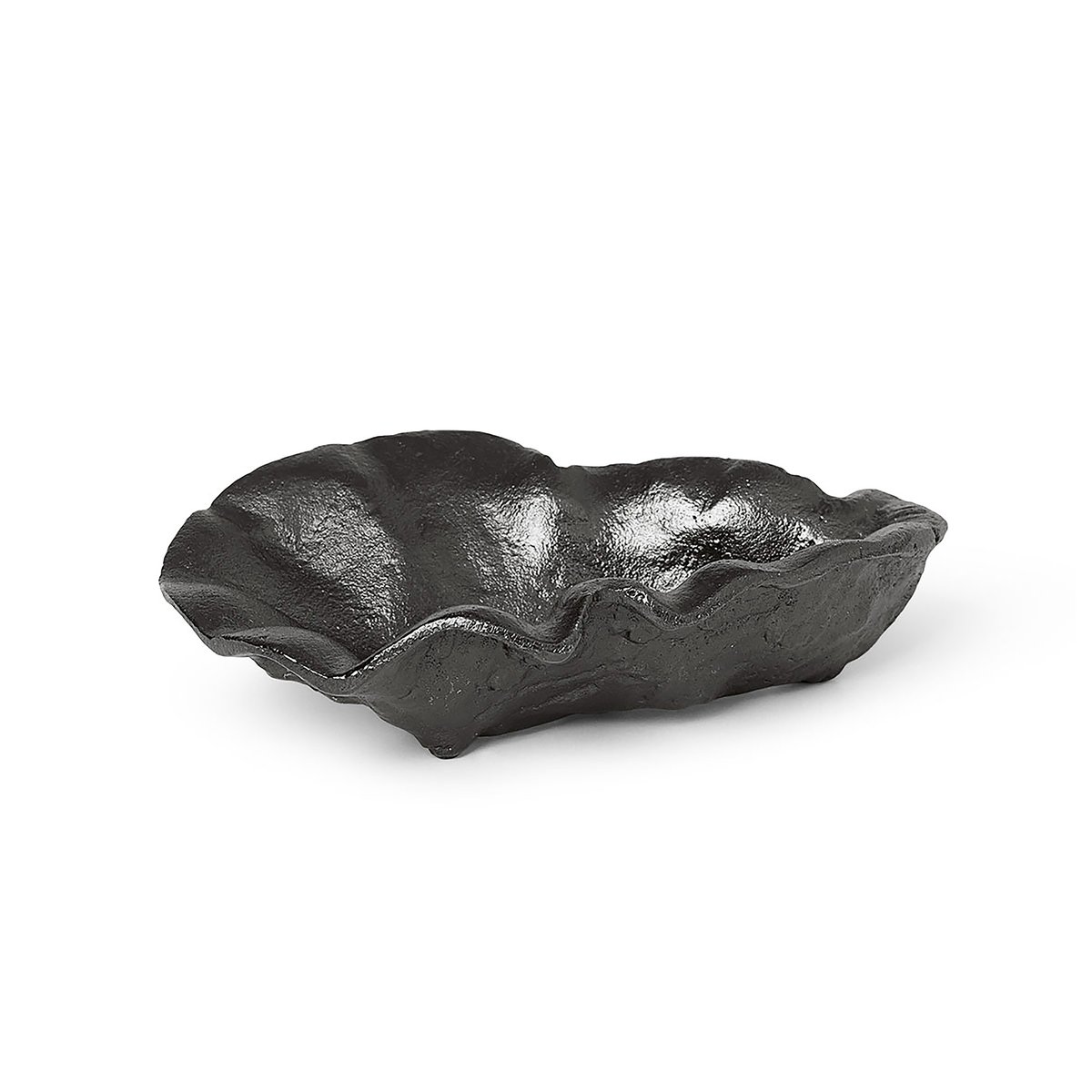 Ferm Living Oyster koristeskulho 10,5 cm Musta messinki