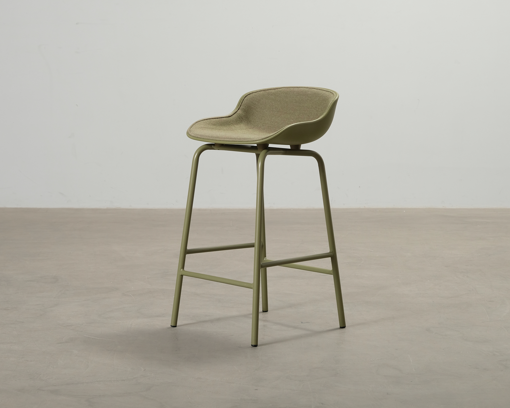 Normann Copenhagen Hyg baarituoli vihreä
