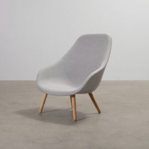 Hay About A Lounge Chair AAL82 nojatuoli vaaleanharmaa