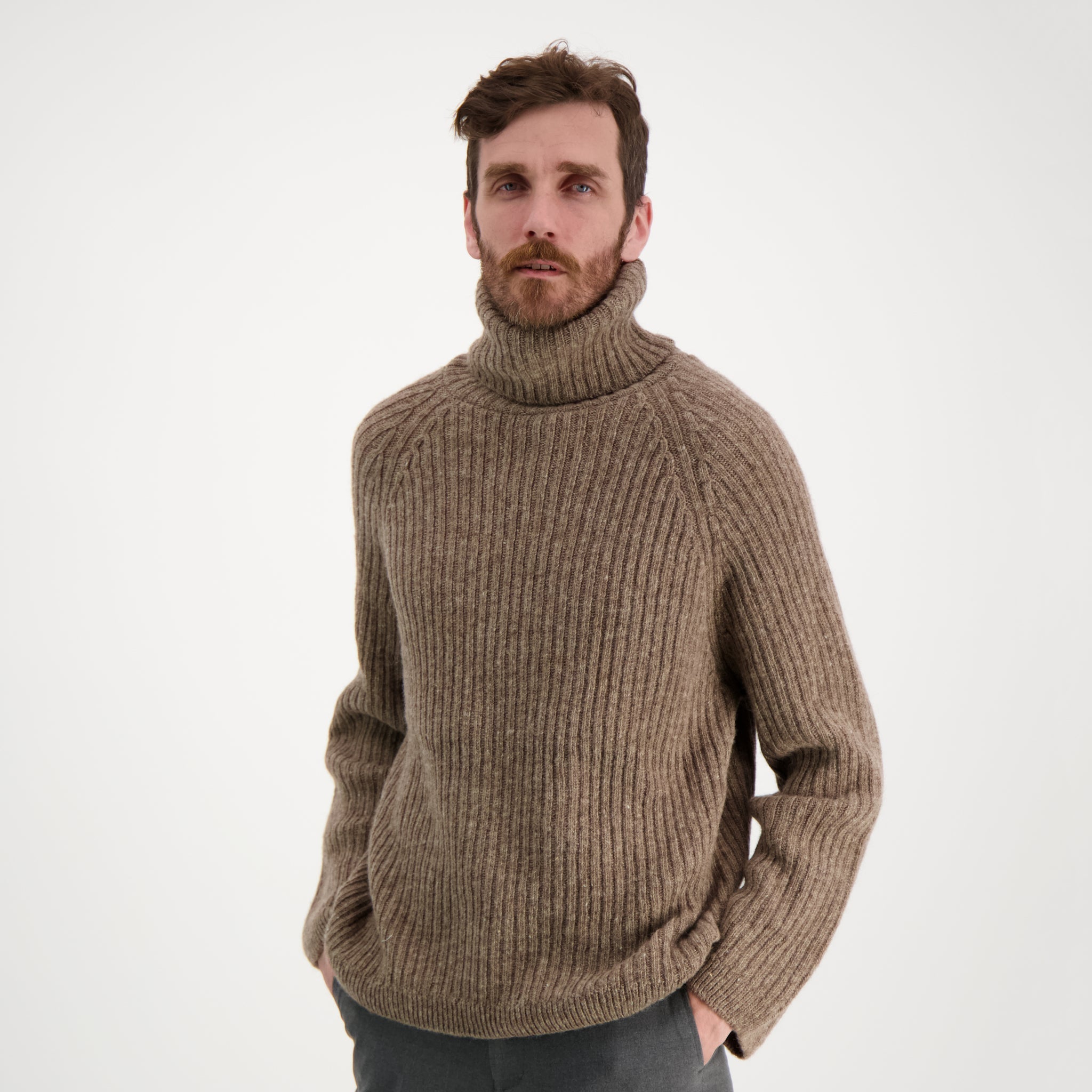 Alex Roll-Neck Villapaita Beige