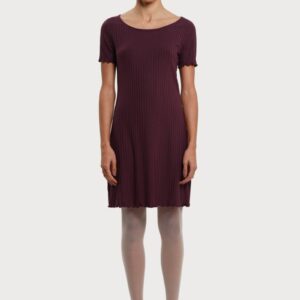 Corinne Mekko Viininpunainen