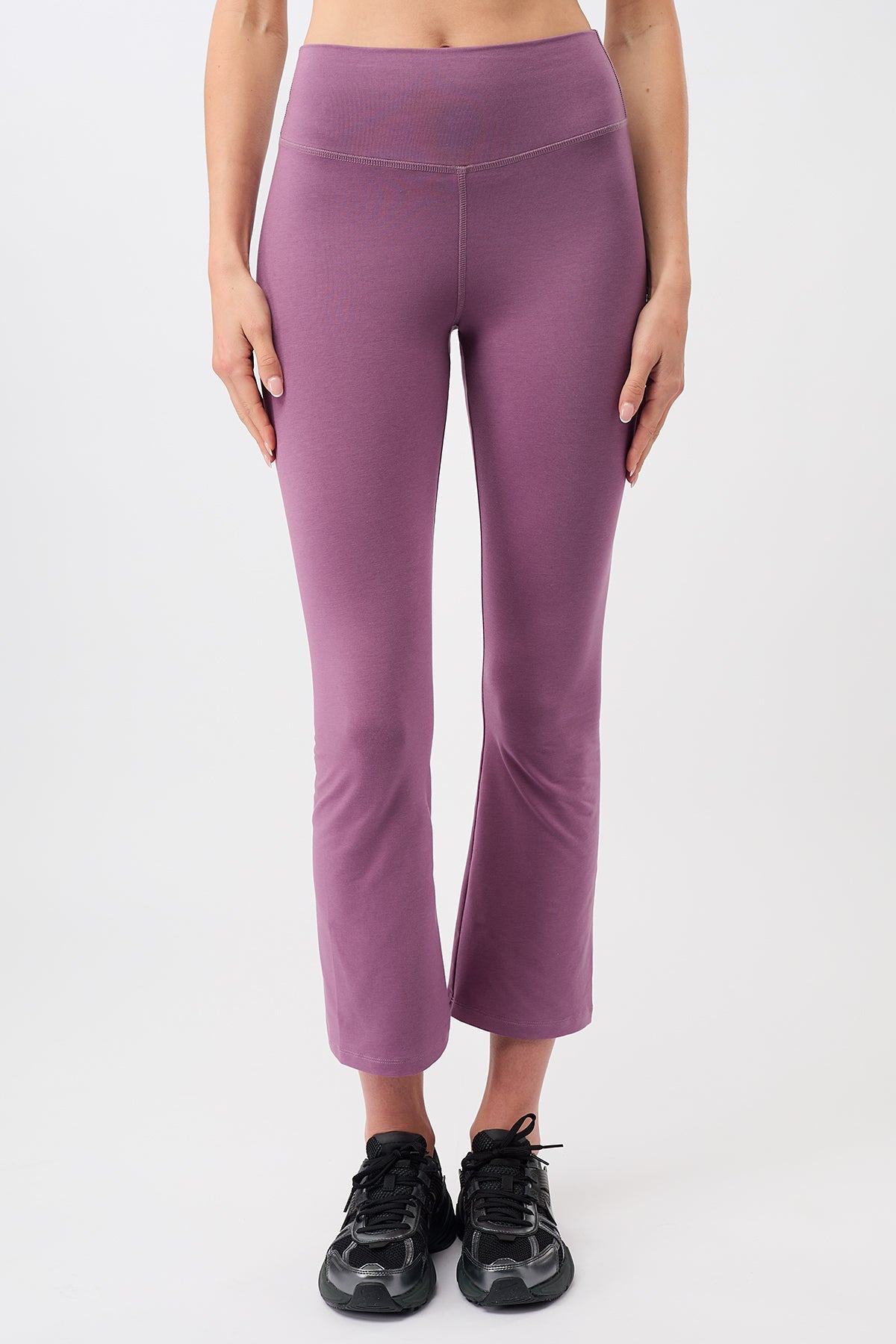 Cropped Flared Pants Grape