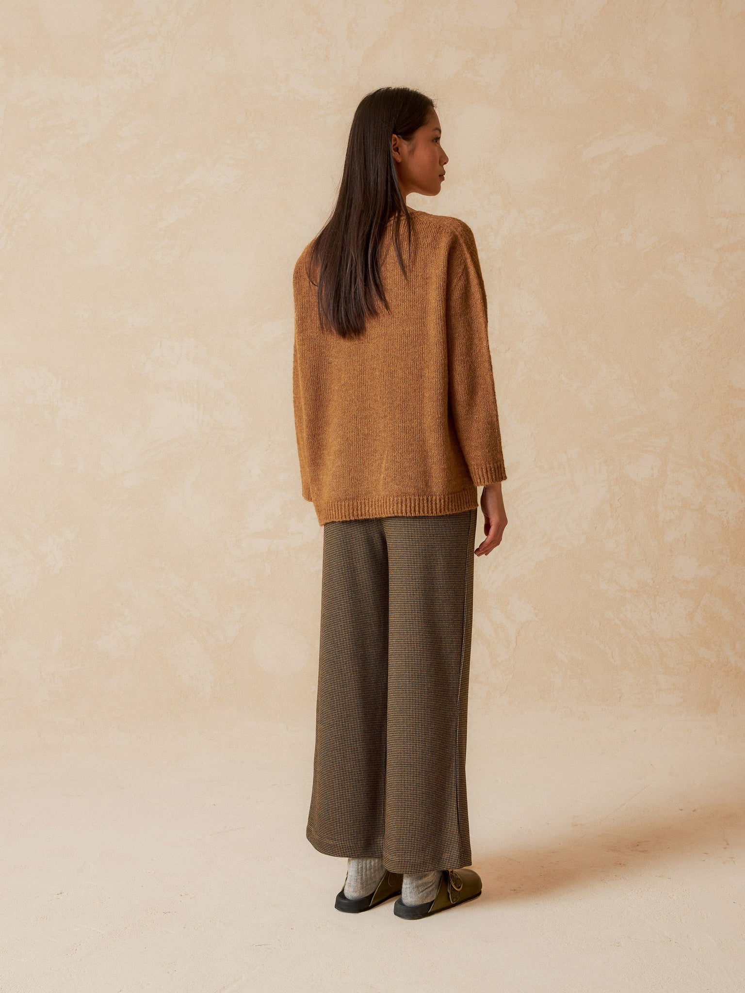 Basic Naisten Neule Beige