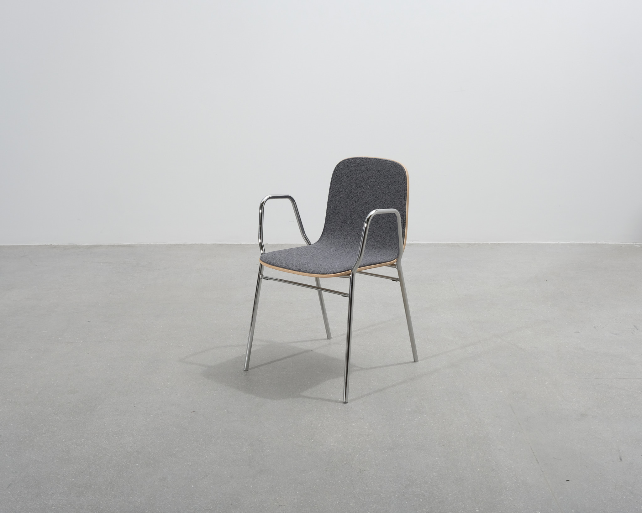 Hem Touchwood Armchair tuoli harmaa