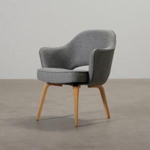 Knoll Eero Saarinen Executive Chair tuoli harmaa