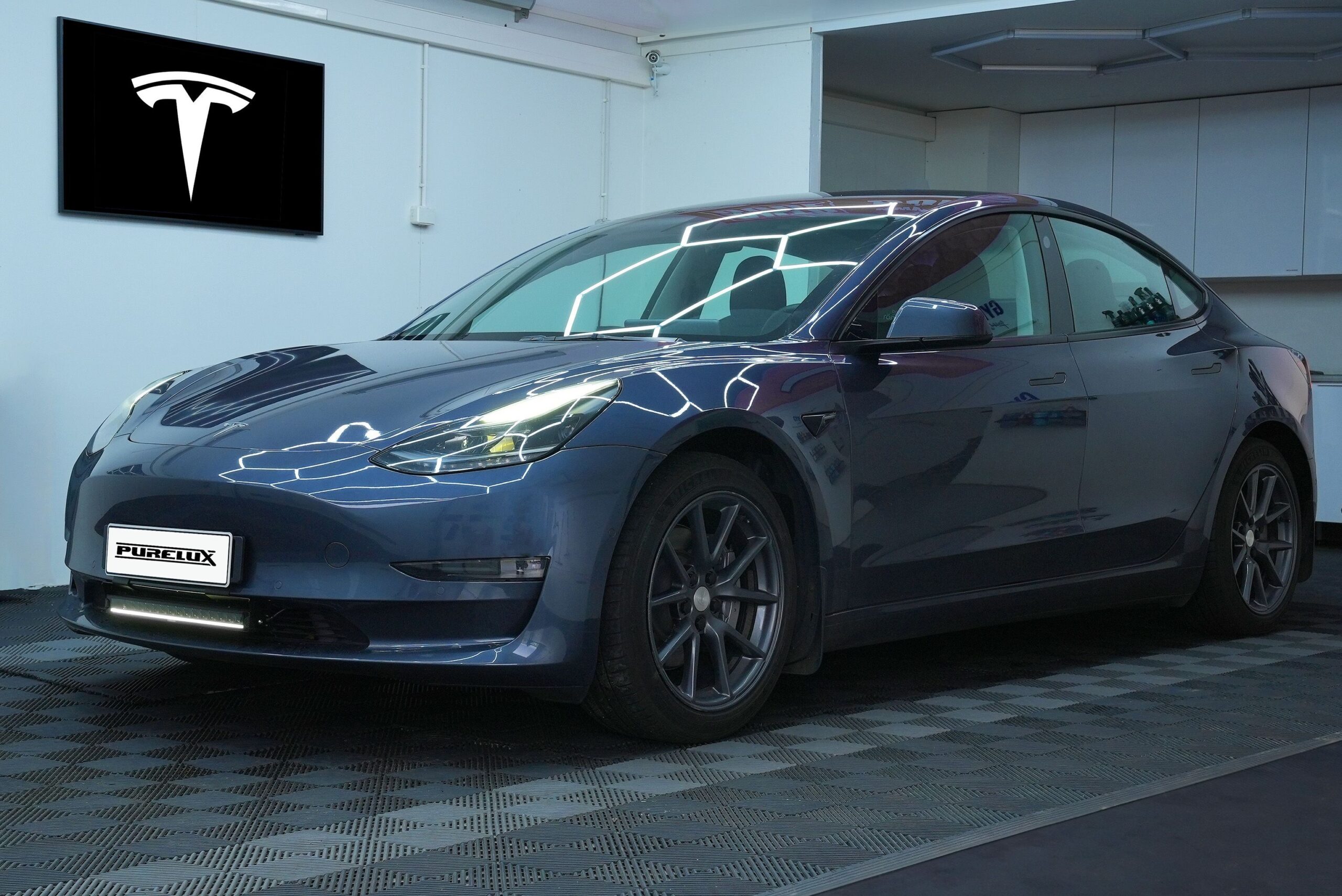 Lisävalosetti Tesla Model 3 (2019 - ), Purelux Curve C530 Slim -setti (Kaareva)