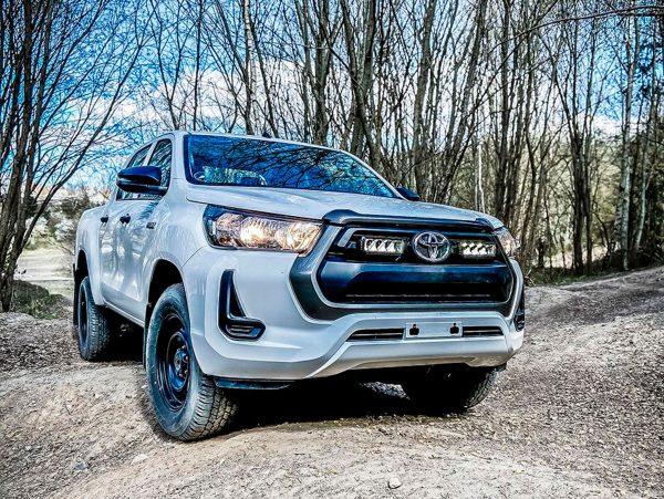 Lisävalosetti Lazer Toyota Hilux (2021+), Triple-R 750 Elite GEN2