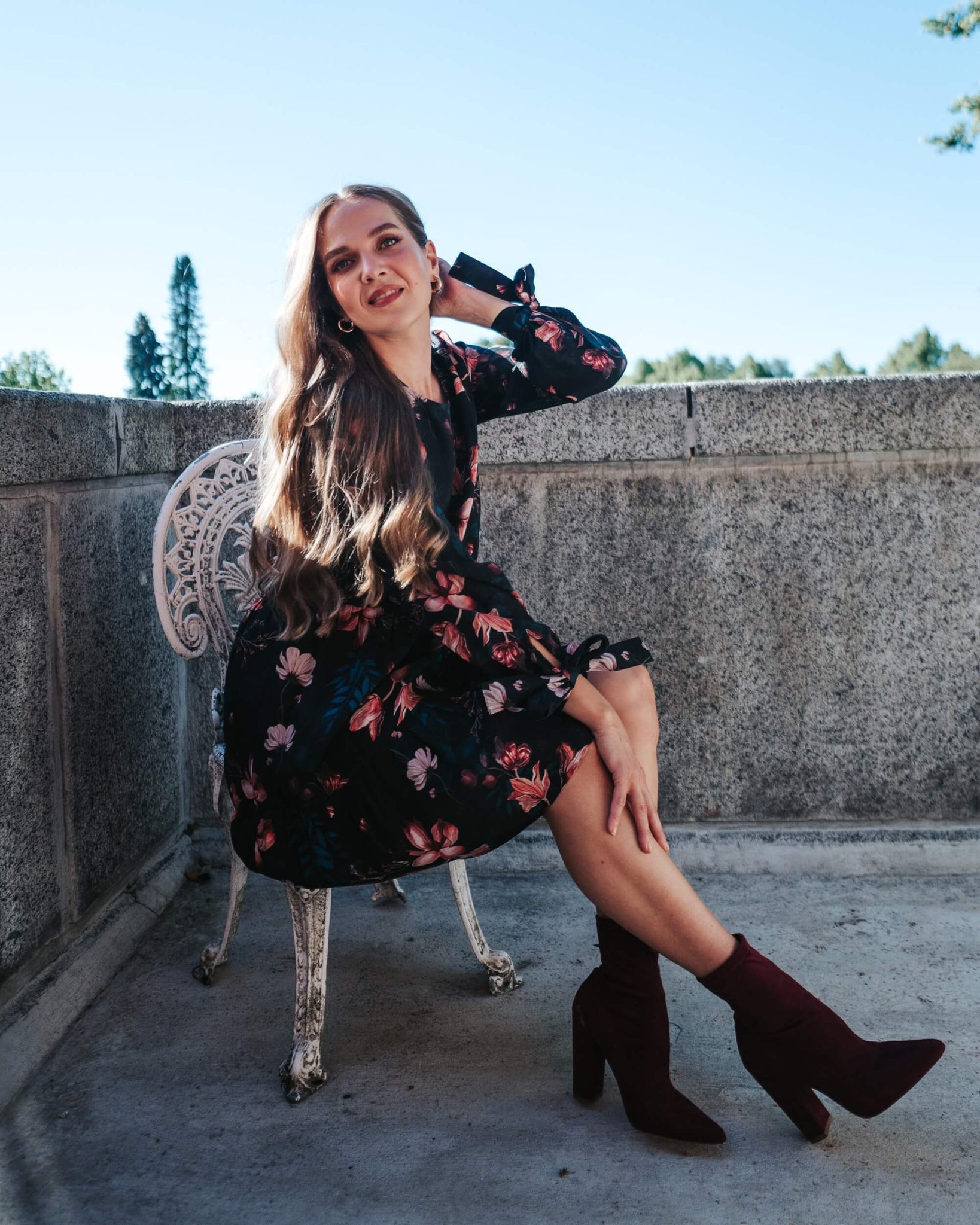 Hailey Mekko Versailles Tummansininen