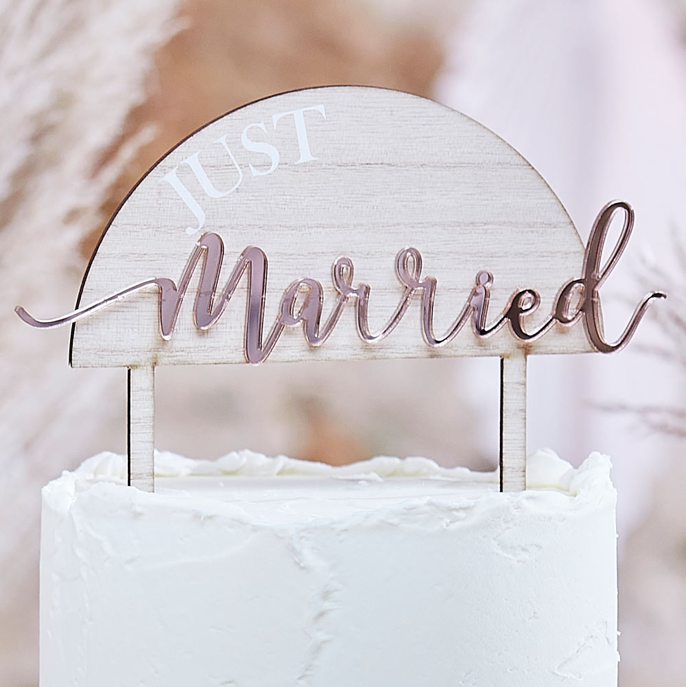 Hääkakkukoriste, Just married, Puu ja akryyli