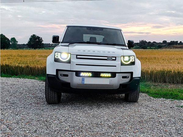Lisävalosetti Land Rover Defender (2020+), 2 x Lazer Triple-R 750 Elite Gen2