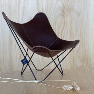 Cuero Design mini lepakkotuoli Pampa Mariposa Chocolate, musta jalka