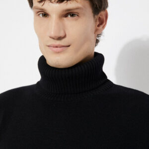 Tanos Sweater