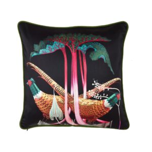 Pheasants and rhubarbs -silkkityynynpäällinen