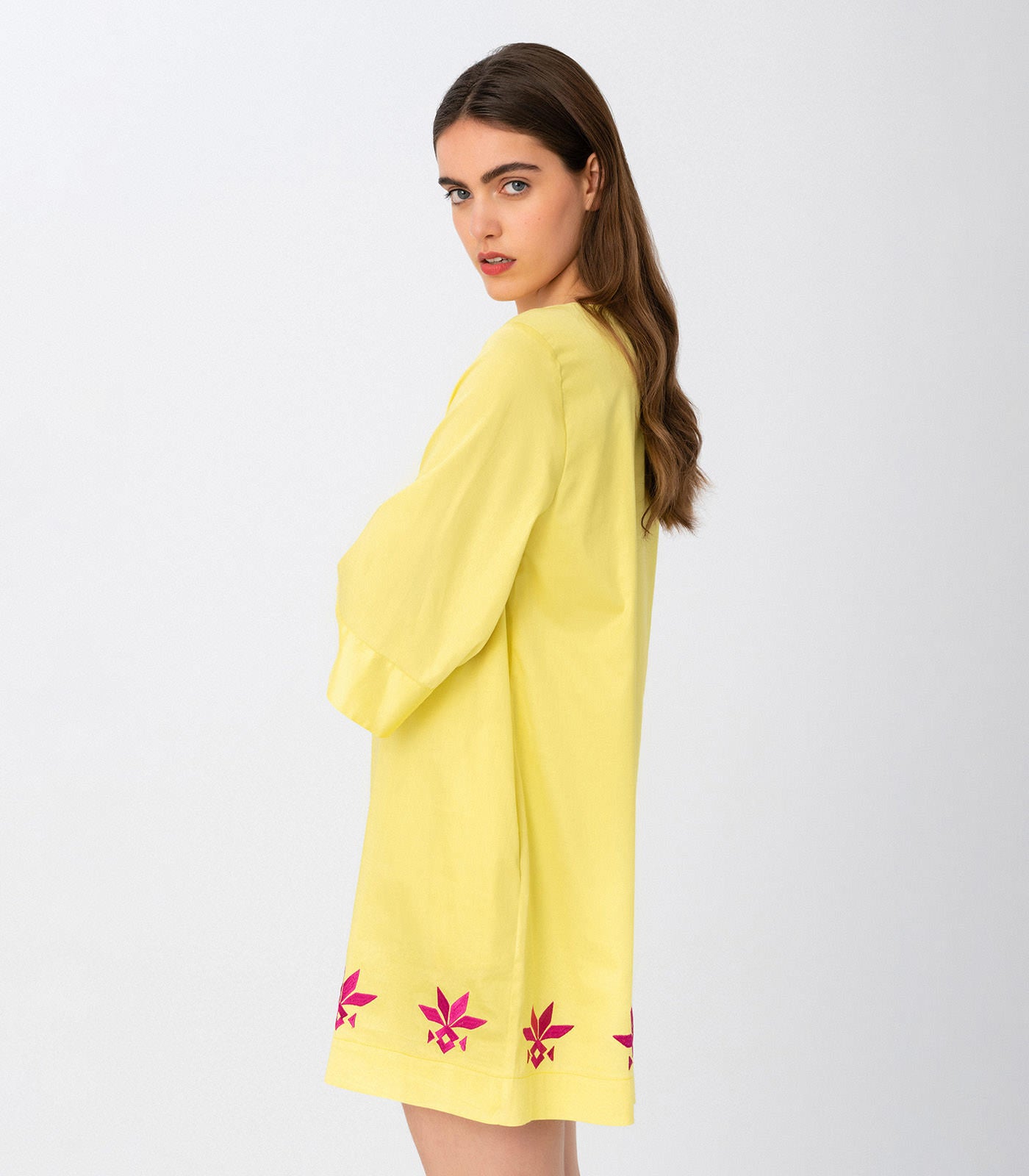 Kirjailtu Minimekko Keltainen
