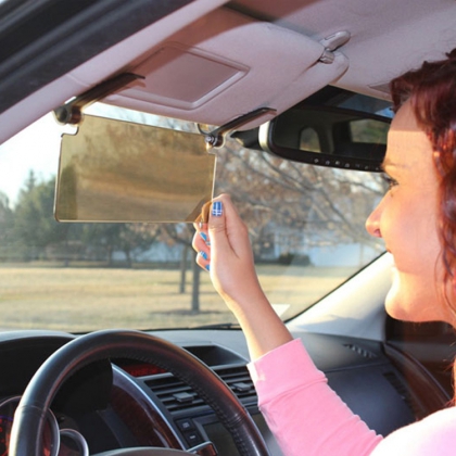 Aurinkosuoja autoon