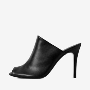 Urban Chic Nopal Kaktusnahka Sandaalit Musta
