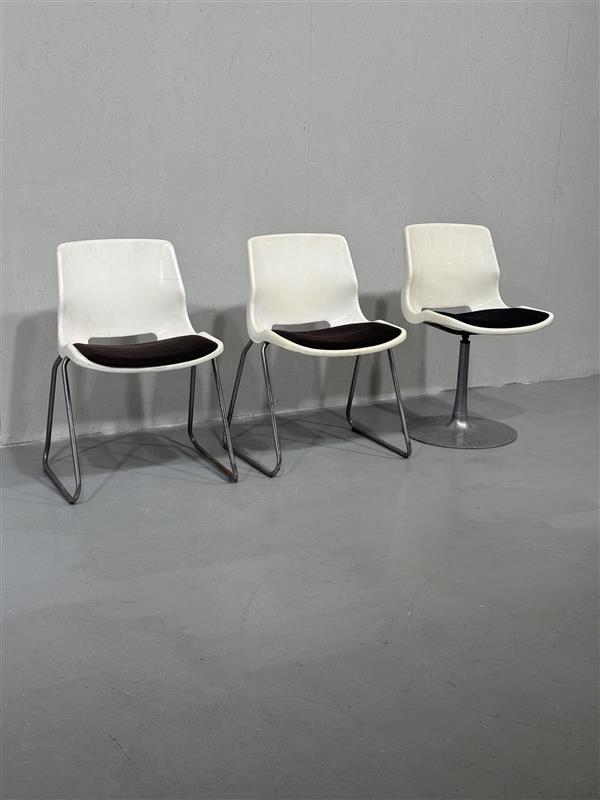 Design tuoli metallijaloilla (3kpl)