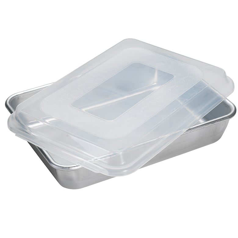 Nordic Ware Uunivuoka kannella 23x33 cm Alumiini
