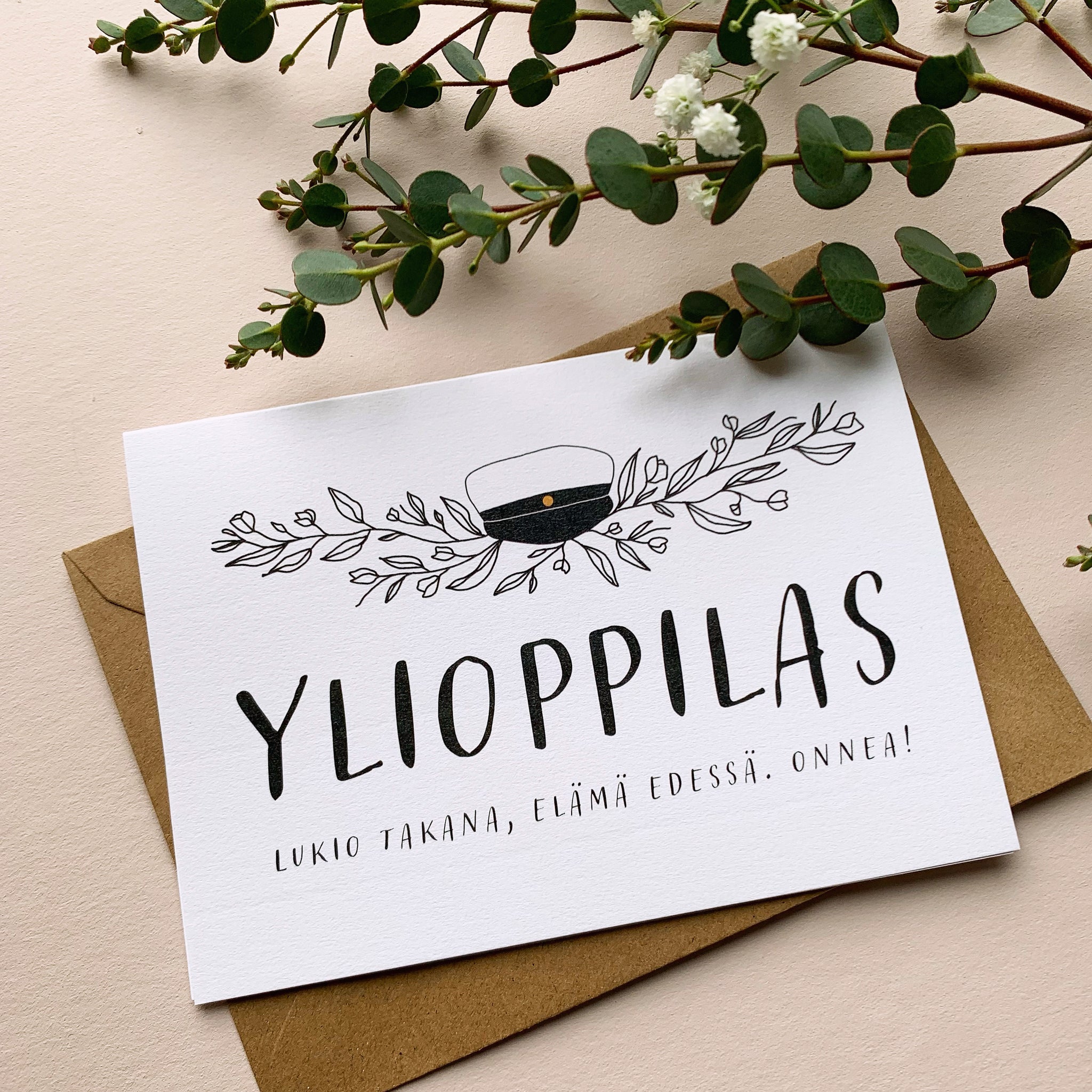 Helle Ylioppilas 2 os. postikortti, Elämä edessä