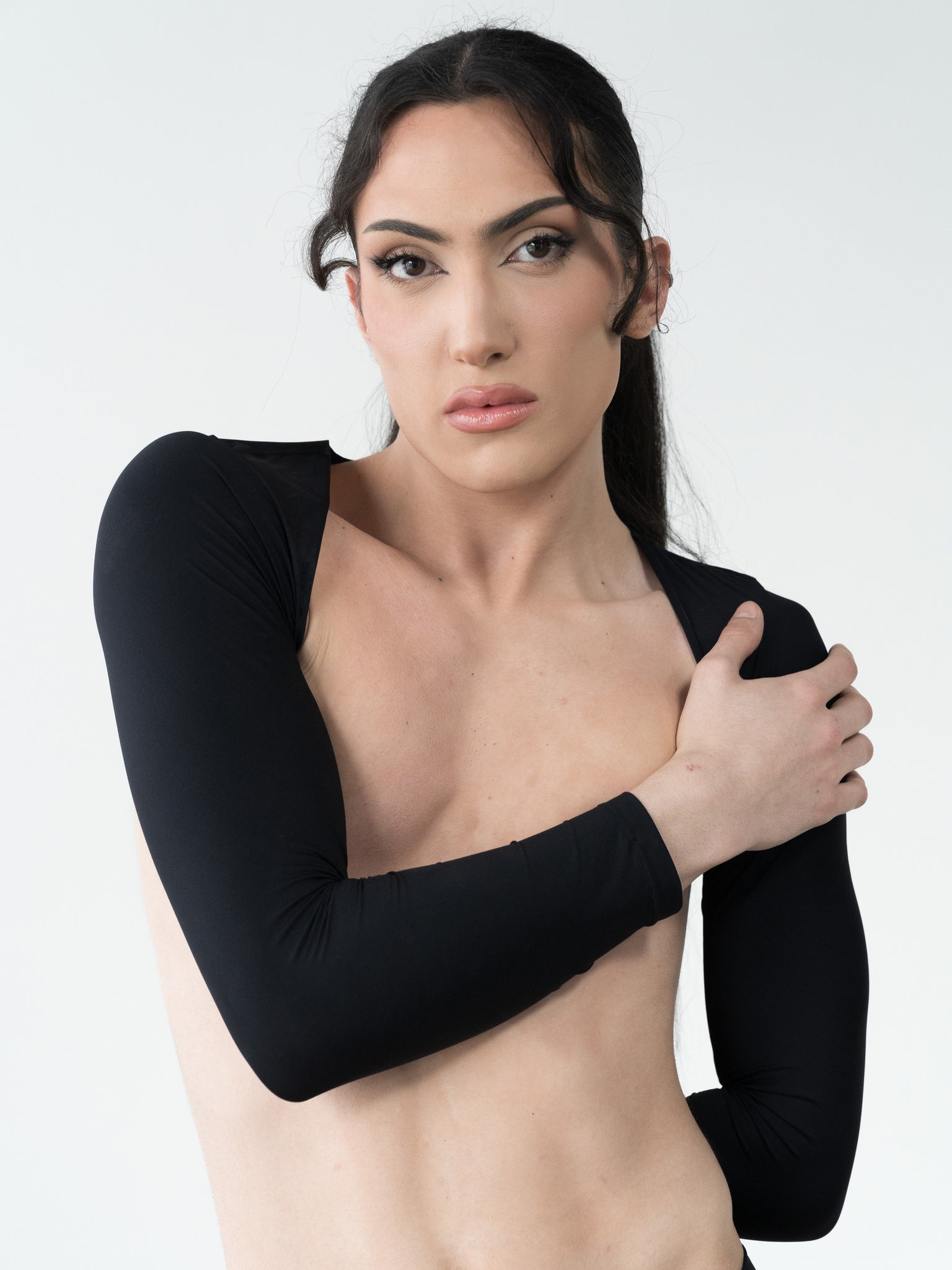Skinwear Shrug Black
