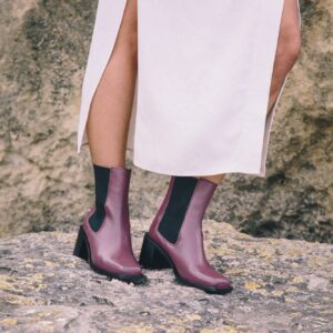 Squared Heel Boots Burgundy