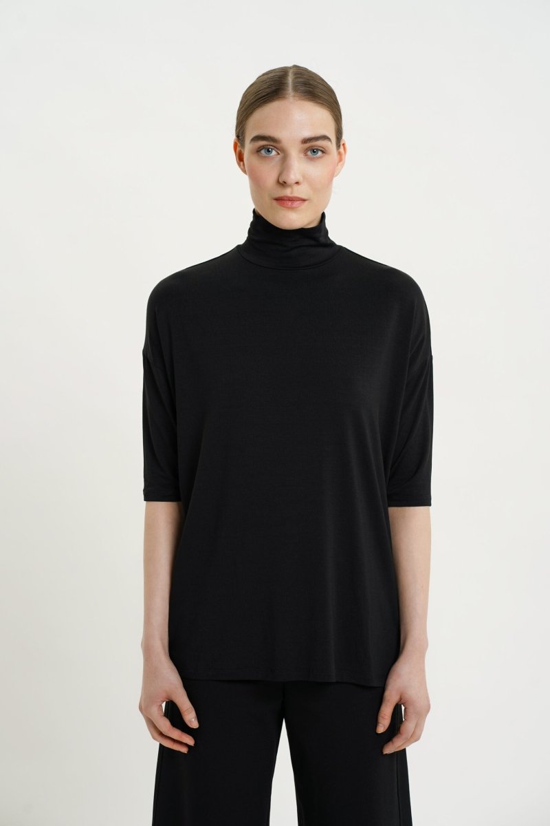 Tomasine Tencel Turtleneck Musta