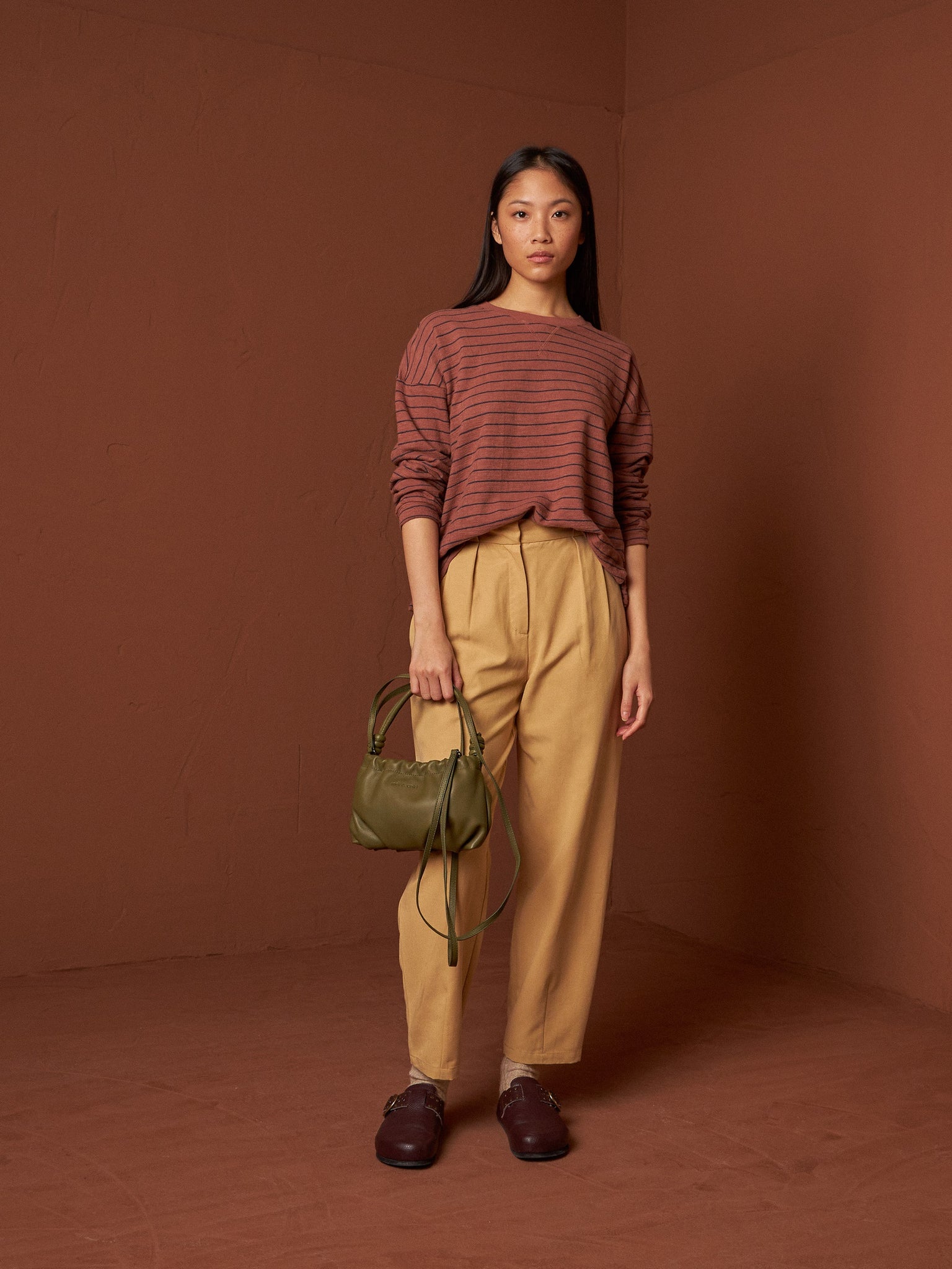 Lara Basic Striped Sweater Beige