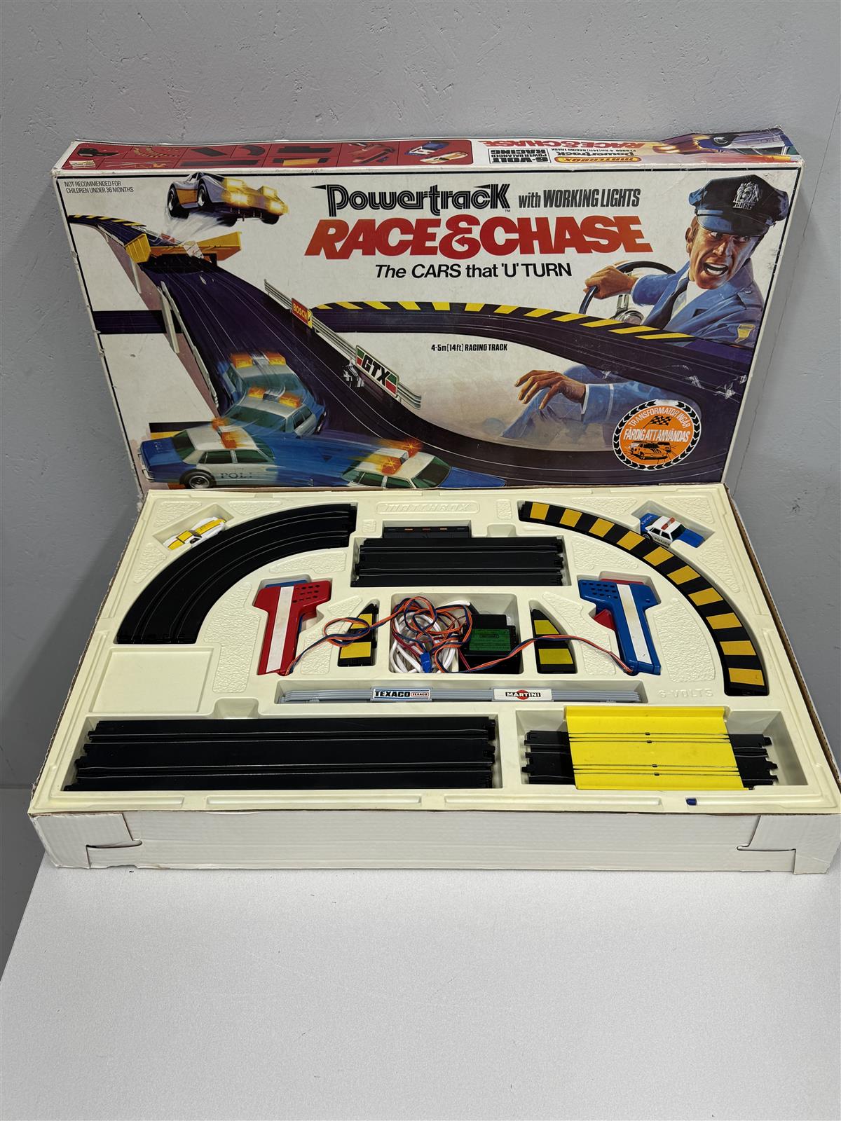 Matchbox Powertrack Race & Chase autorata