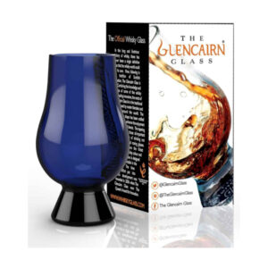 Klassisen skotlantilaisen glencairn-viskilasin uusi sokkomaistelulasi