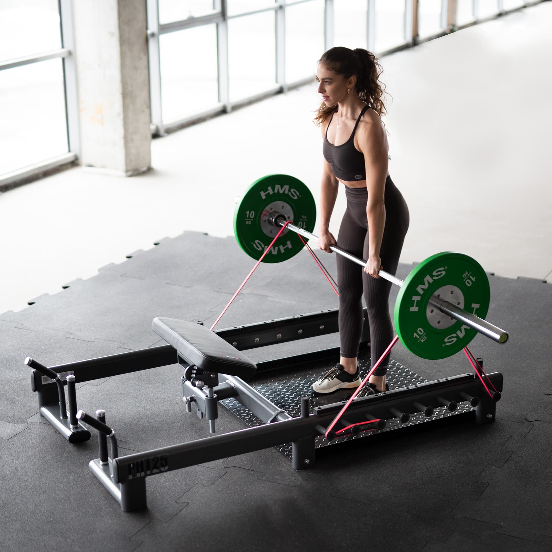 HMS Hip Thrust ja Deadlift -alusta pakaratreeniin PHT25