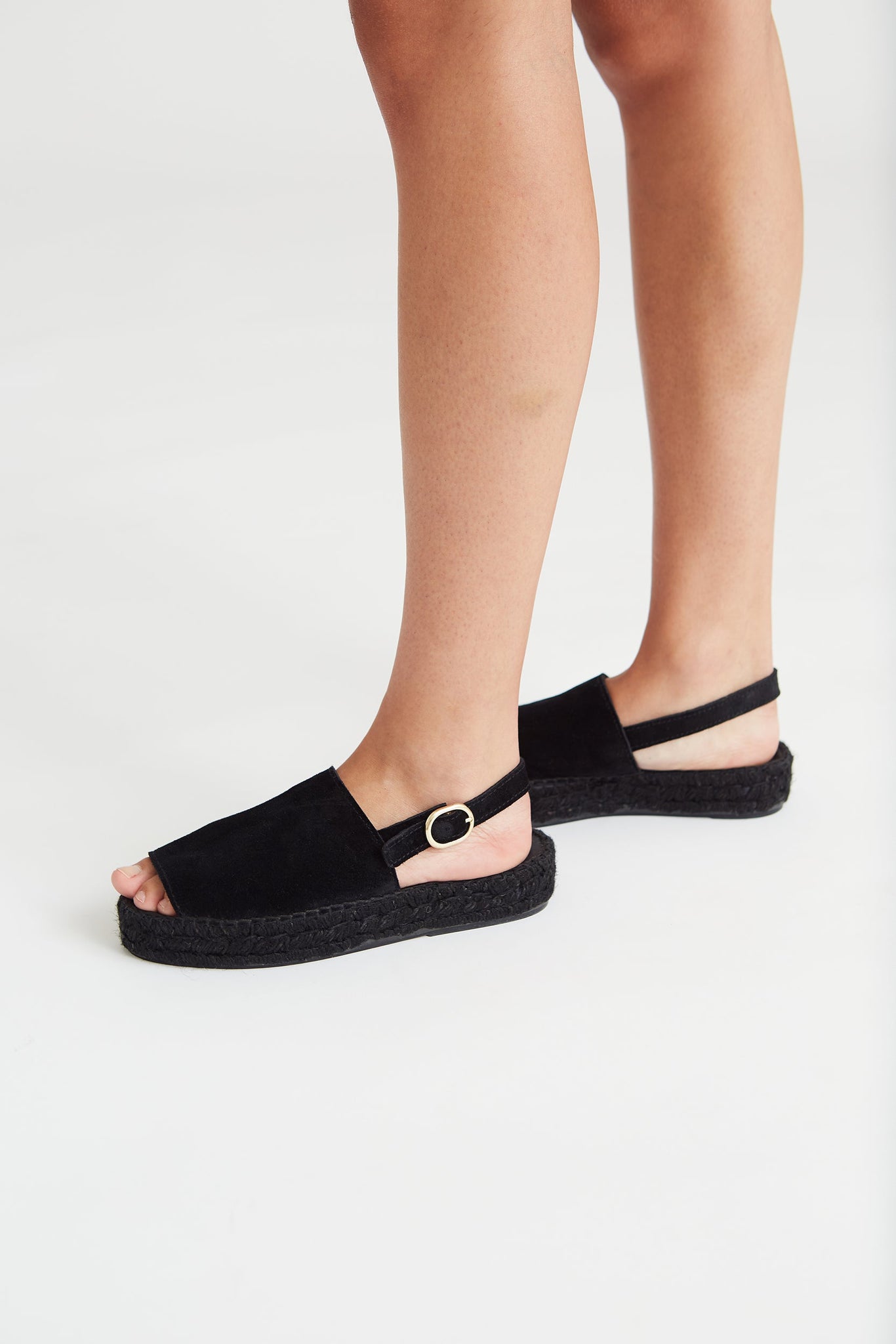 Total Strap Sandaalit Musta