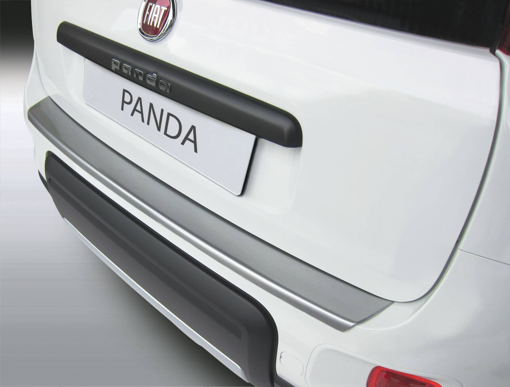 Takapuskurin suoja Fiat Panda 4x4 / Trekking  (2012➟)