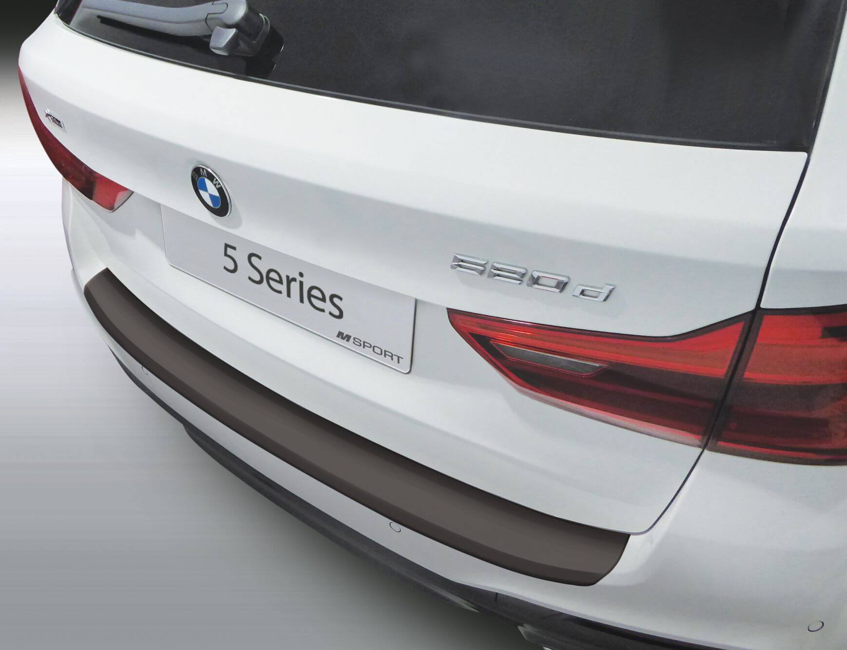 Takapuskurin suoja BMW 5-sarja M Sport Farmari (2017-2020)