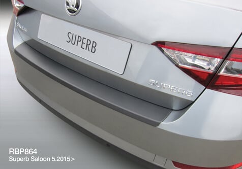 Takapuskurin kolhusuoja Skoda Superb Sedan (2015➟)