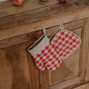 Oven Mitt and Pot Holder