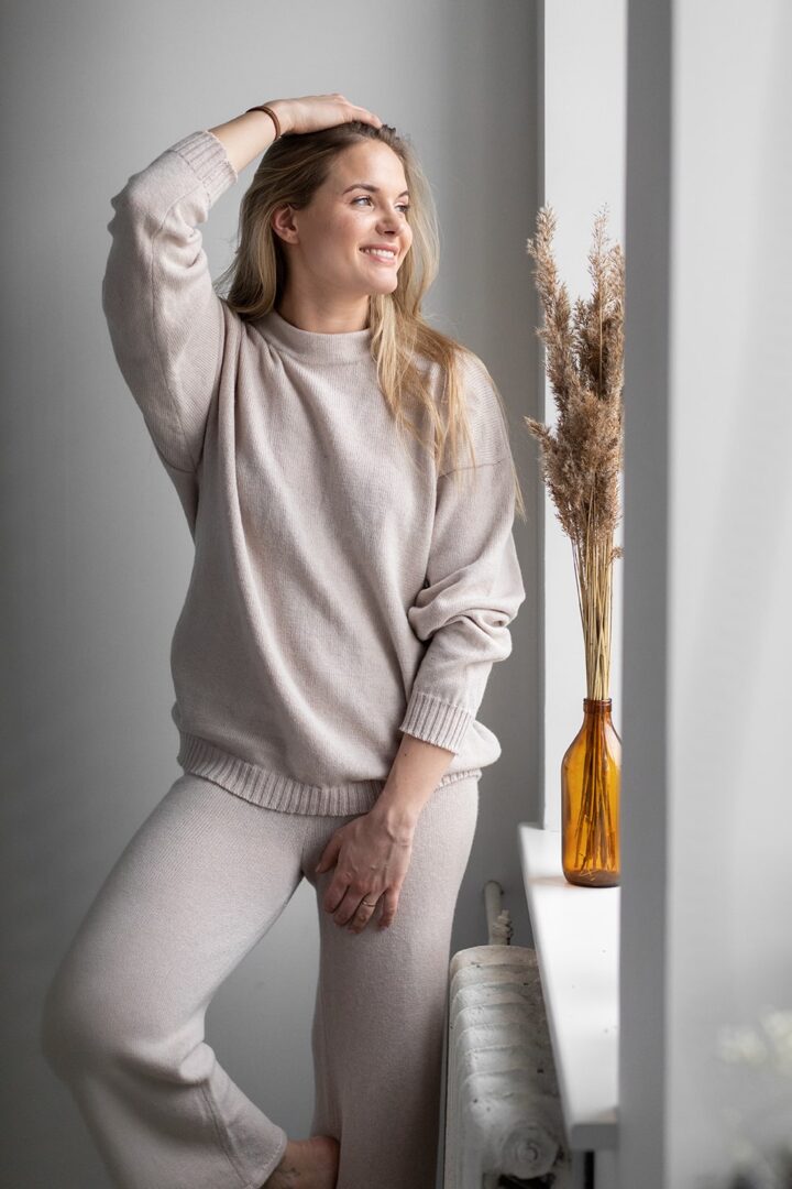 Tilda Oloasu Neule+Housut